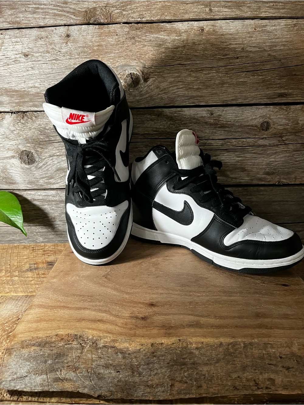 NIKE Dunk High Panda - Like New W8/EU39